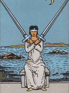 Tarot karta Dvojka meči — pokončno