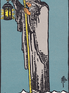 Tarot karta Puščavnik — pokončno